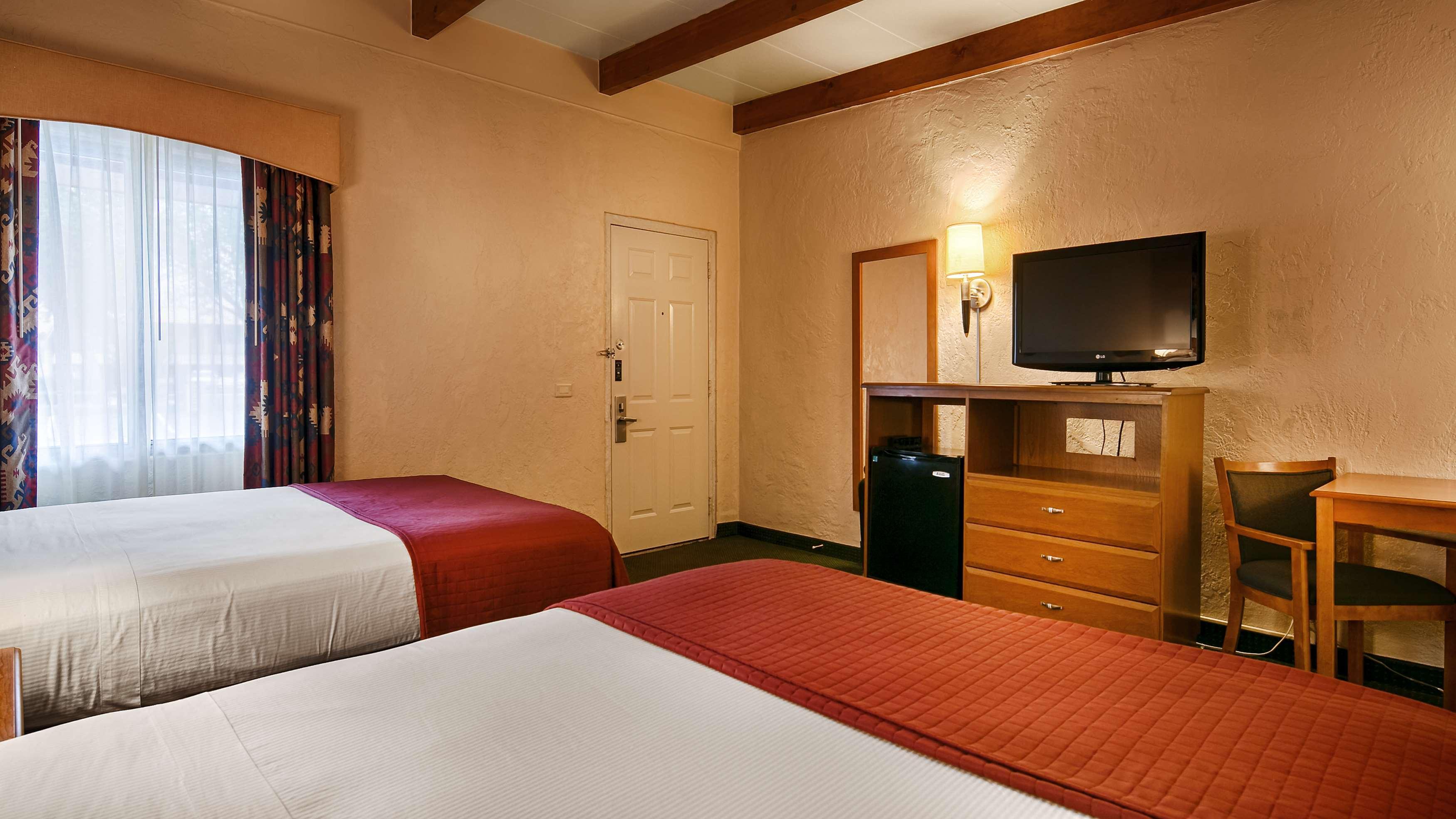 Best Western Canyon De Chelly Inn Чинл Экстерьер фото