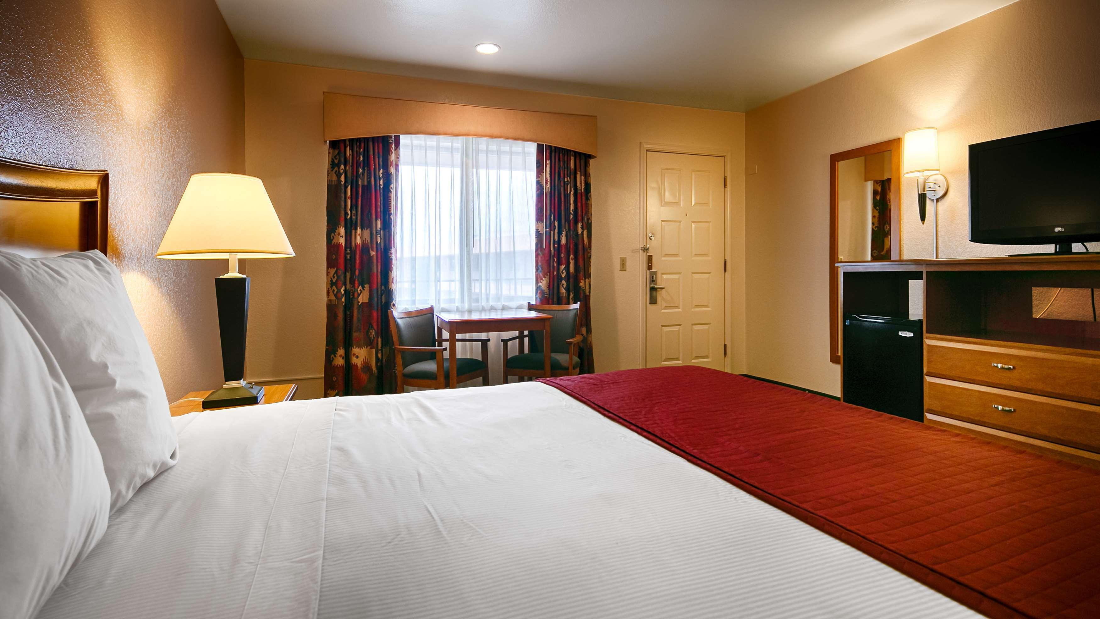 Best Western Canyon De Chelly Inn Чинл Экстерьер фото