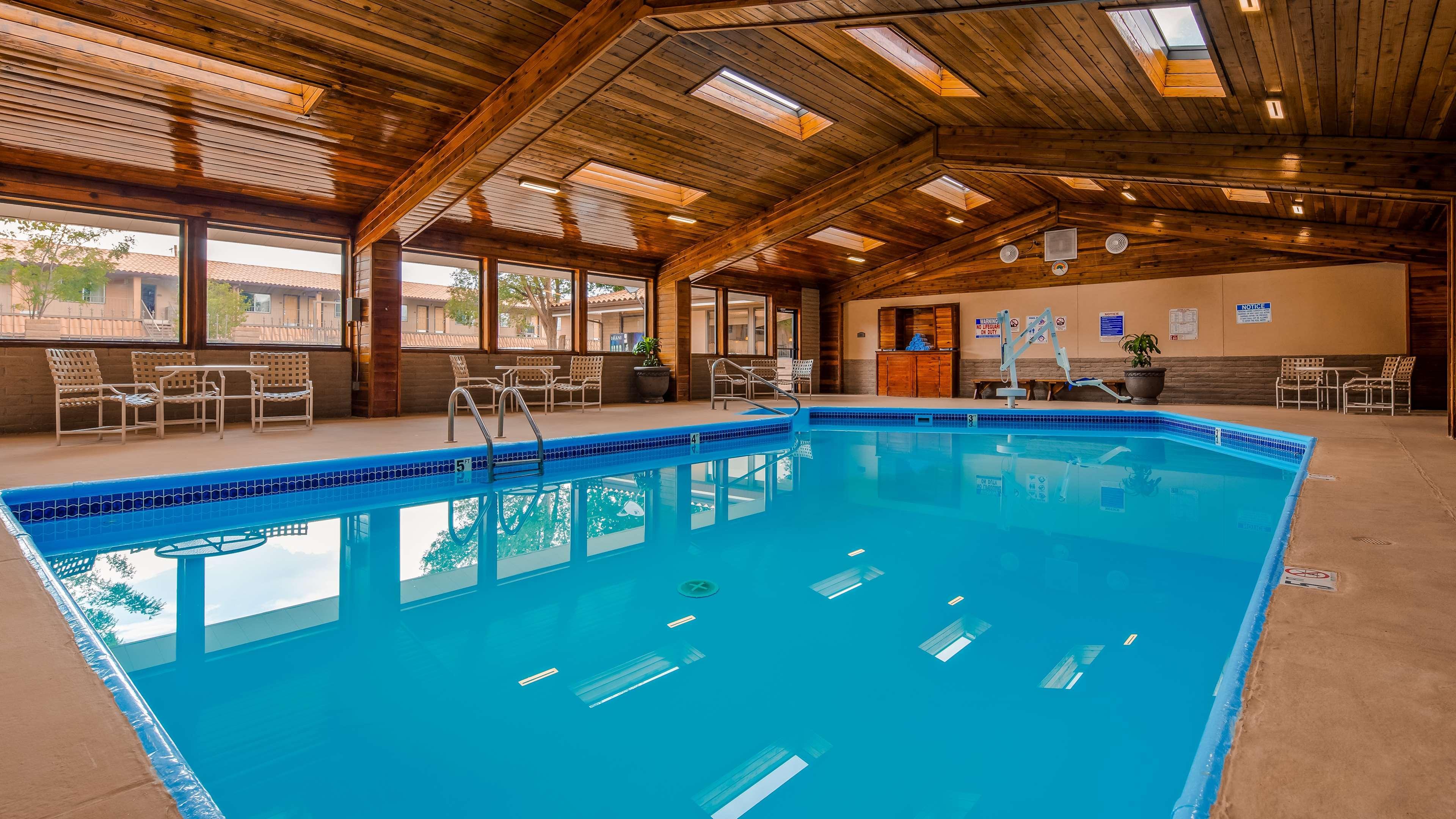 Best Western Canyon De Chelly Inn Чинл Экстерьер фото